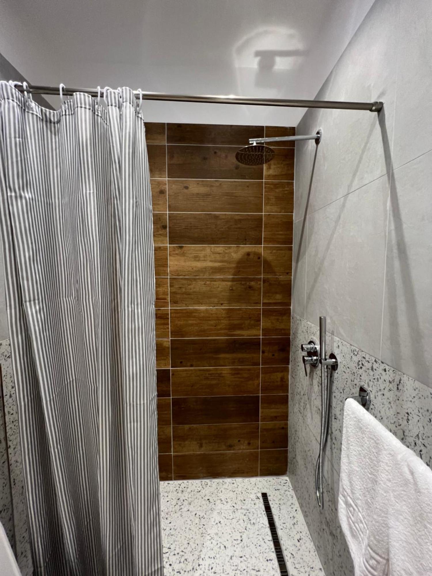 Costa Adriatica Apartments ดูร์เรส ห้อง รูปภาพ